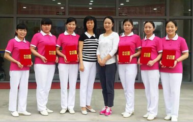 沙发保养团队-郑州思康保洁公司